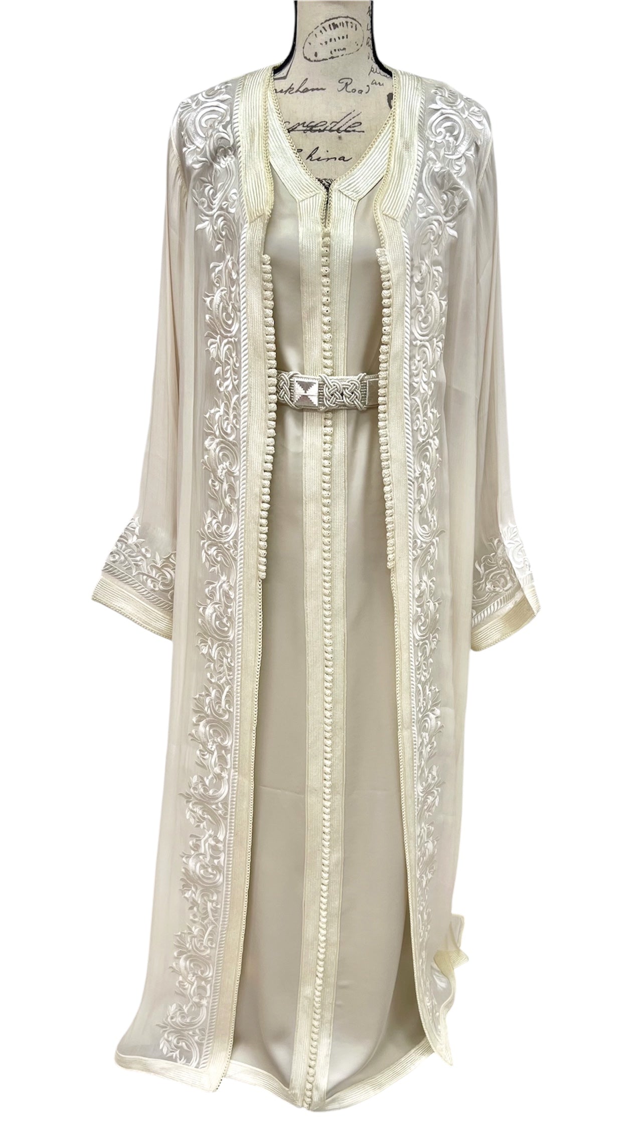 Moroccan Takchita Dress – Cream Embroidered Two-piece Wedding Caftan