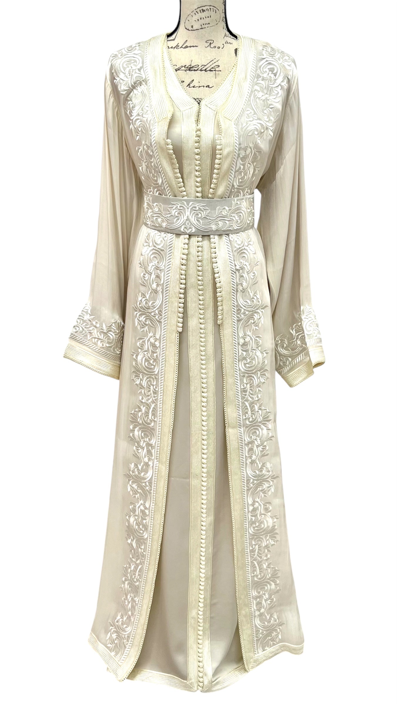 Moroccan Takchita Dress – Cream Embroidered Two-piece Wedding Caftan