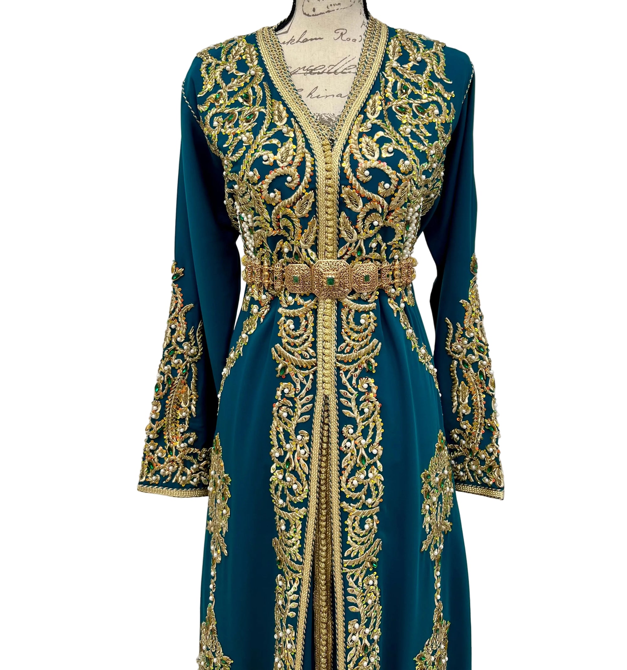 Moroccan Formal Dress – Luxury Teal Crepe Takchita with Gold Embroidery