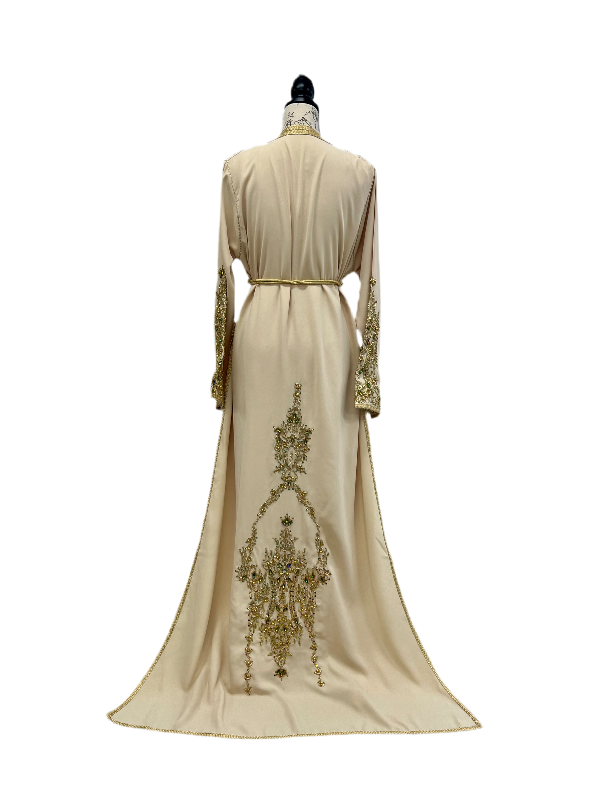 Royal Baby Cream Caftan – Moroccan Elegance for Brides & Celebrations
