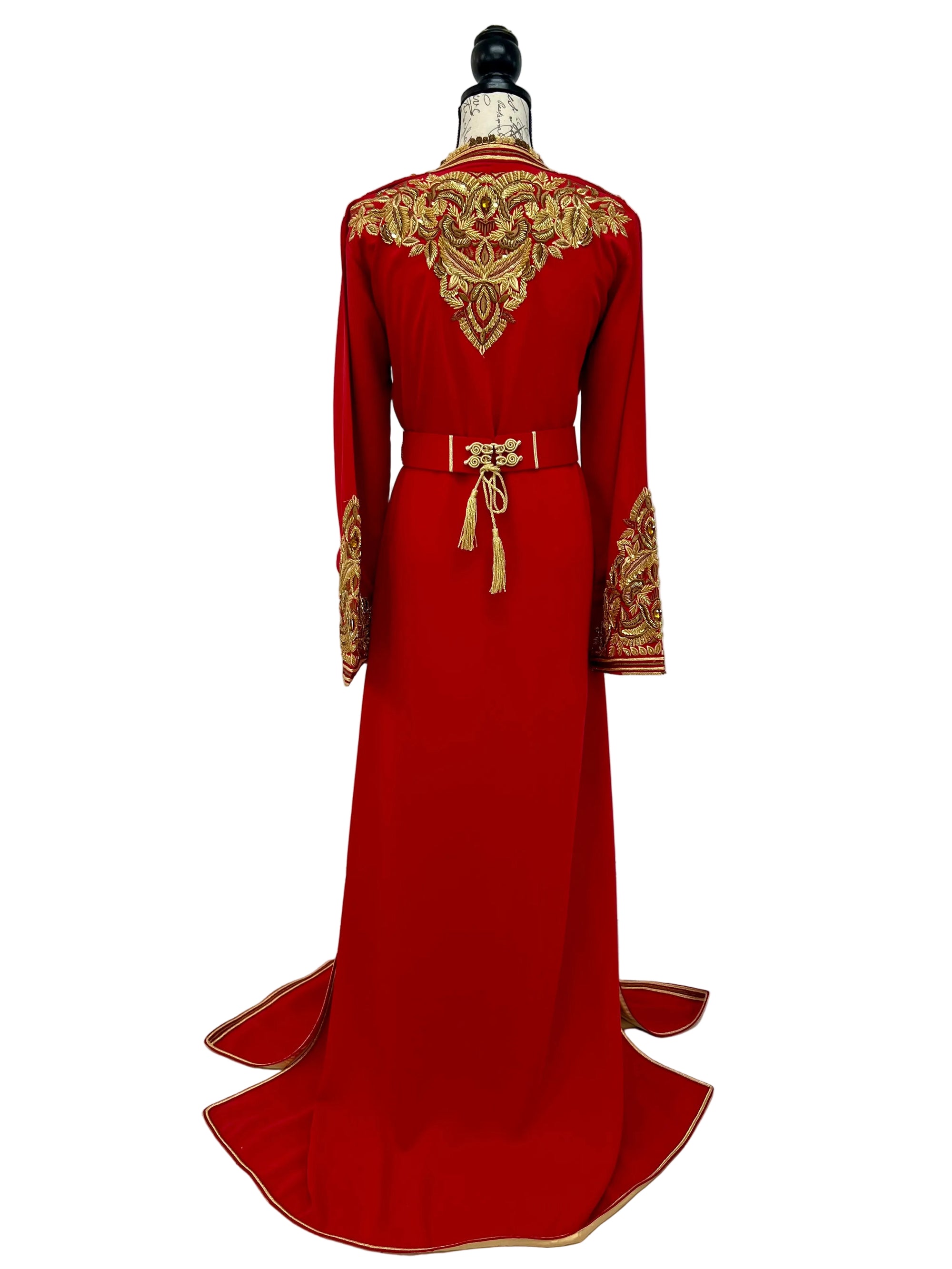 Marokkanischer roter Kaftan mit Gold- und Bronzestickerei, satiniert gefüttert