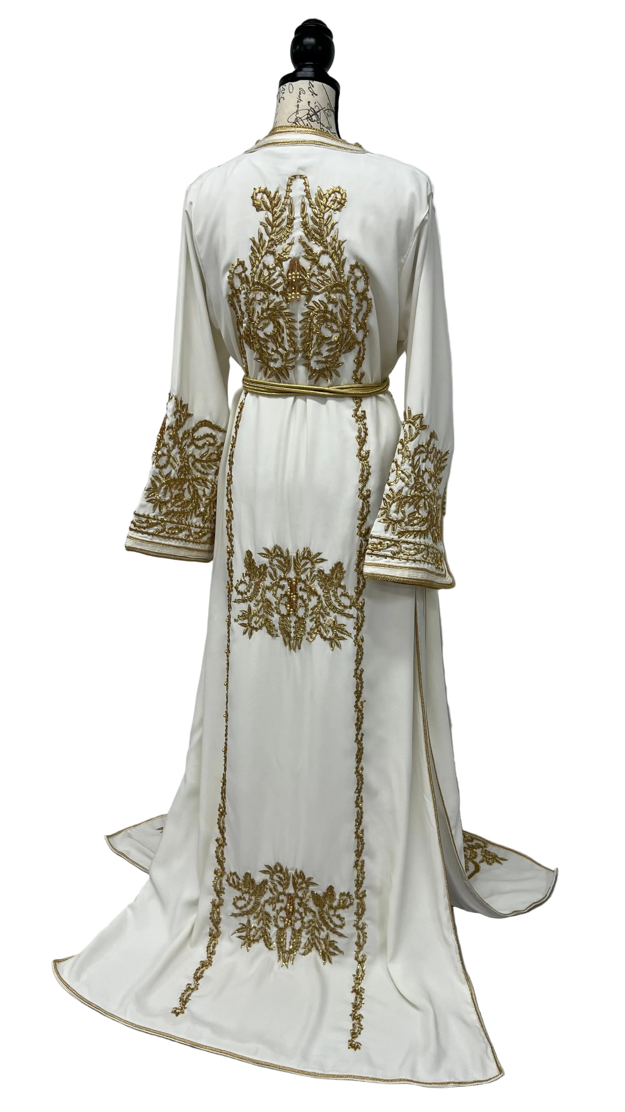 Zahra Moroccan Wedding Dress – White & Gold Embroidered Bridal Takchita Caftan