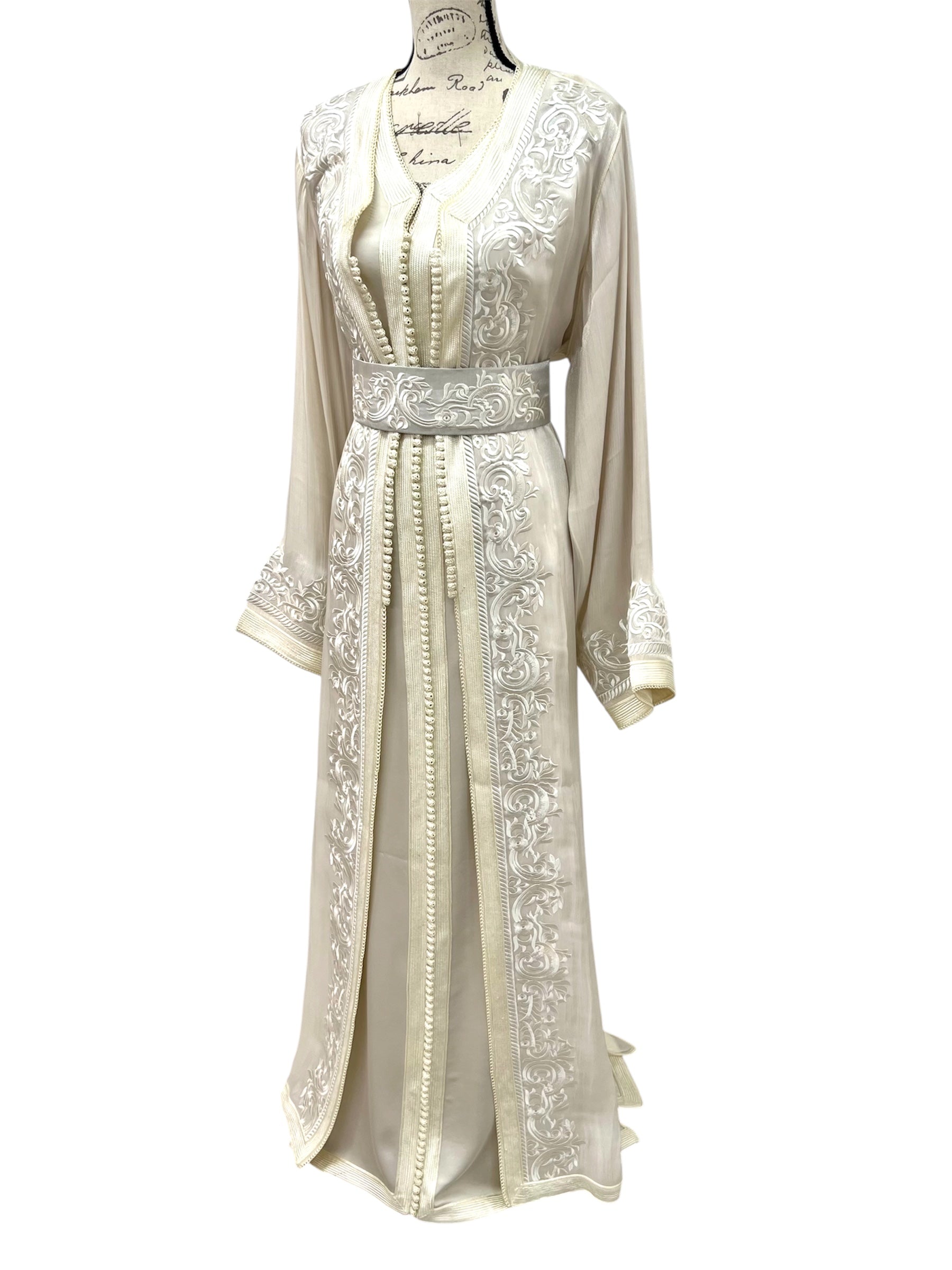 Moroccan Takchita Dress – Cream Embroidered Two-piece Wedding Caftan