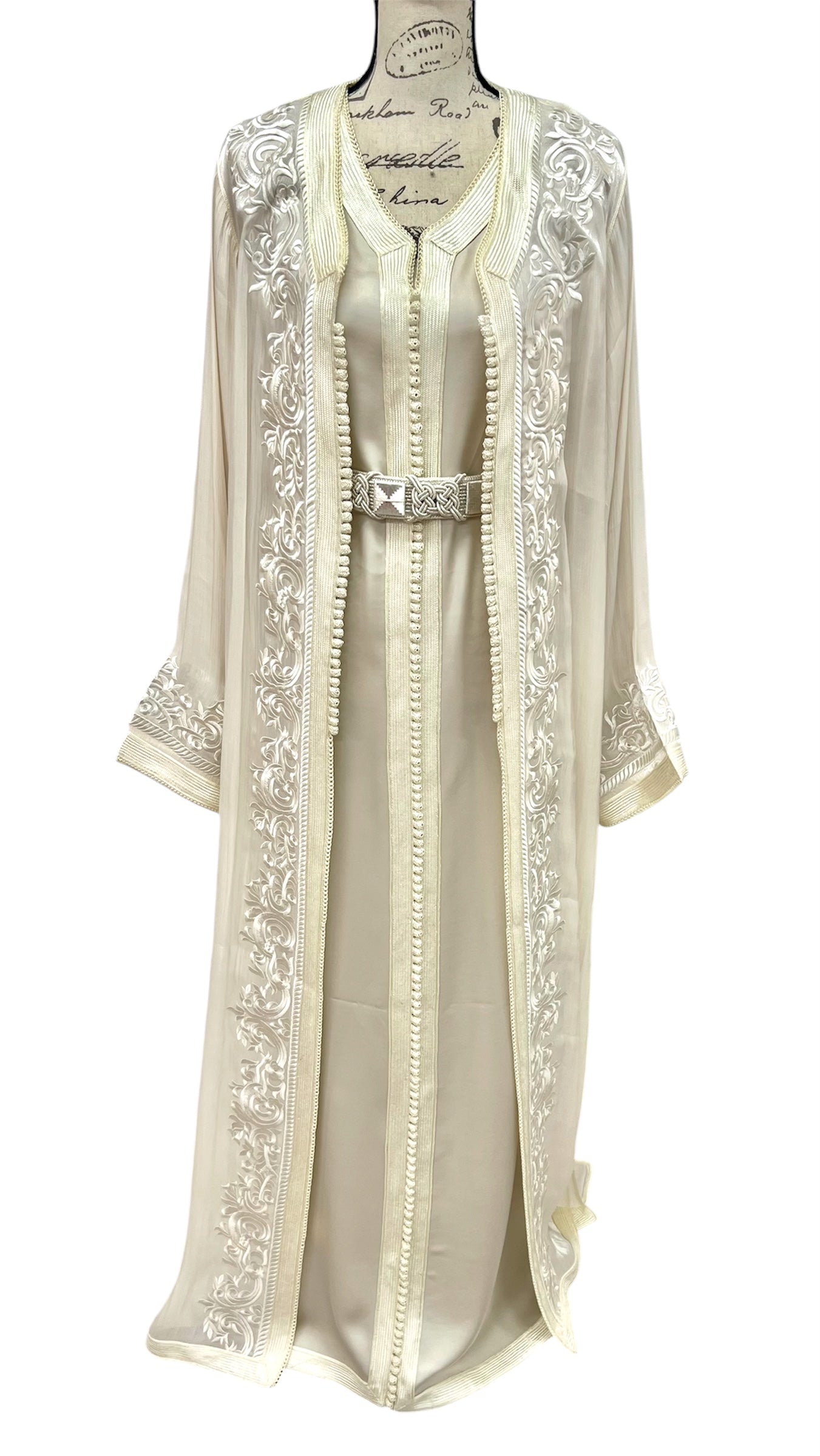 Moroccan Takchita Dress – Cream Embroidered Two-piece Wedding Caftan