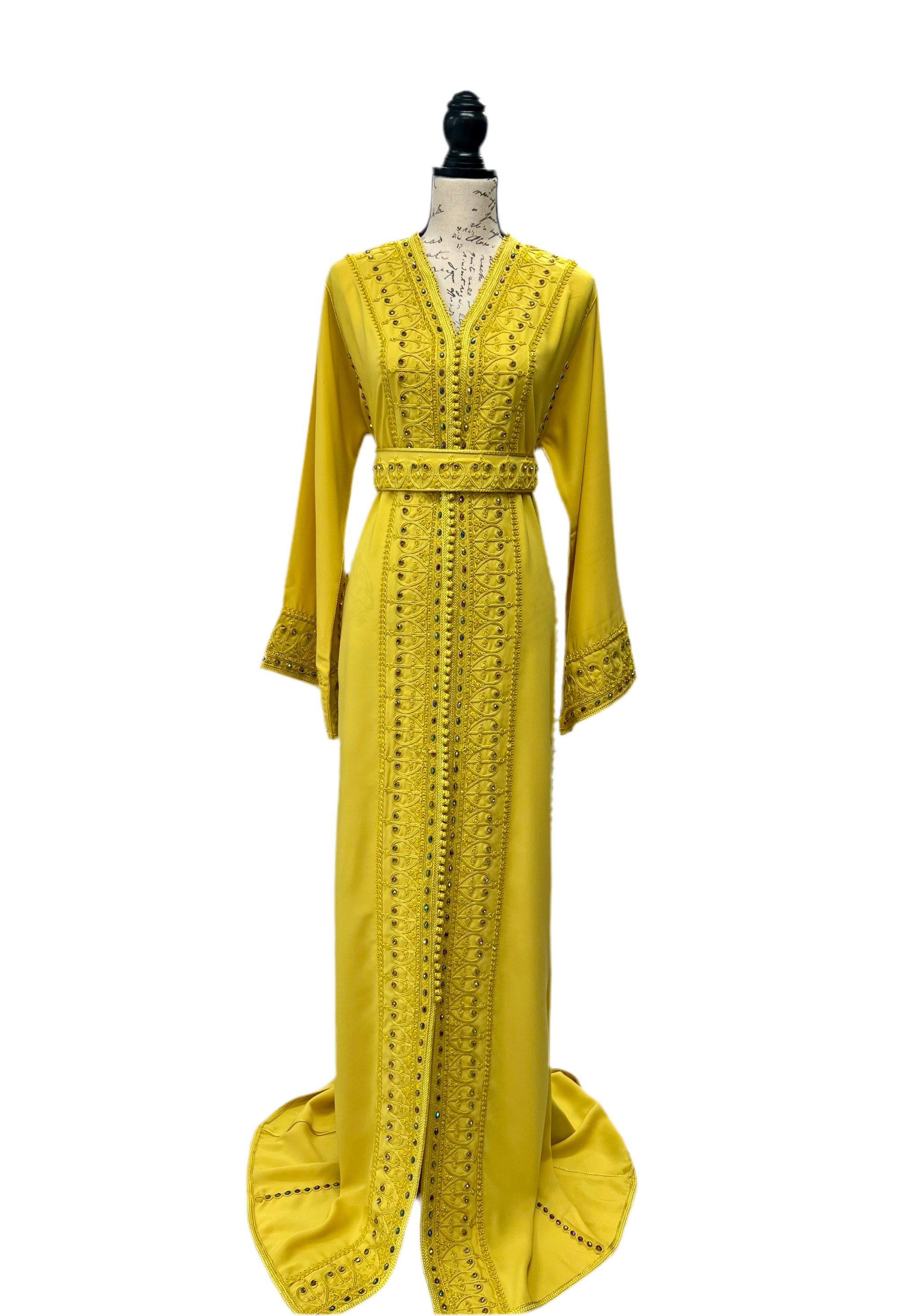 Luxury Gold-Embroidered Kaftan – Moroccan Style for Special Events