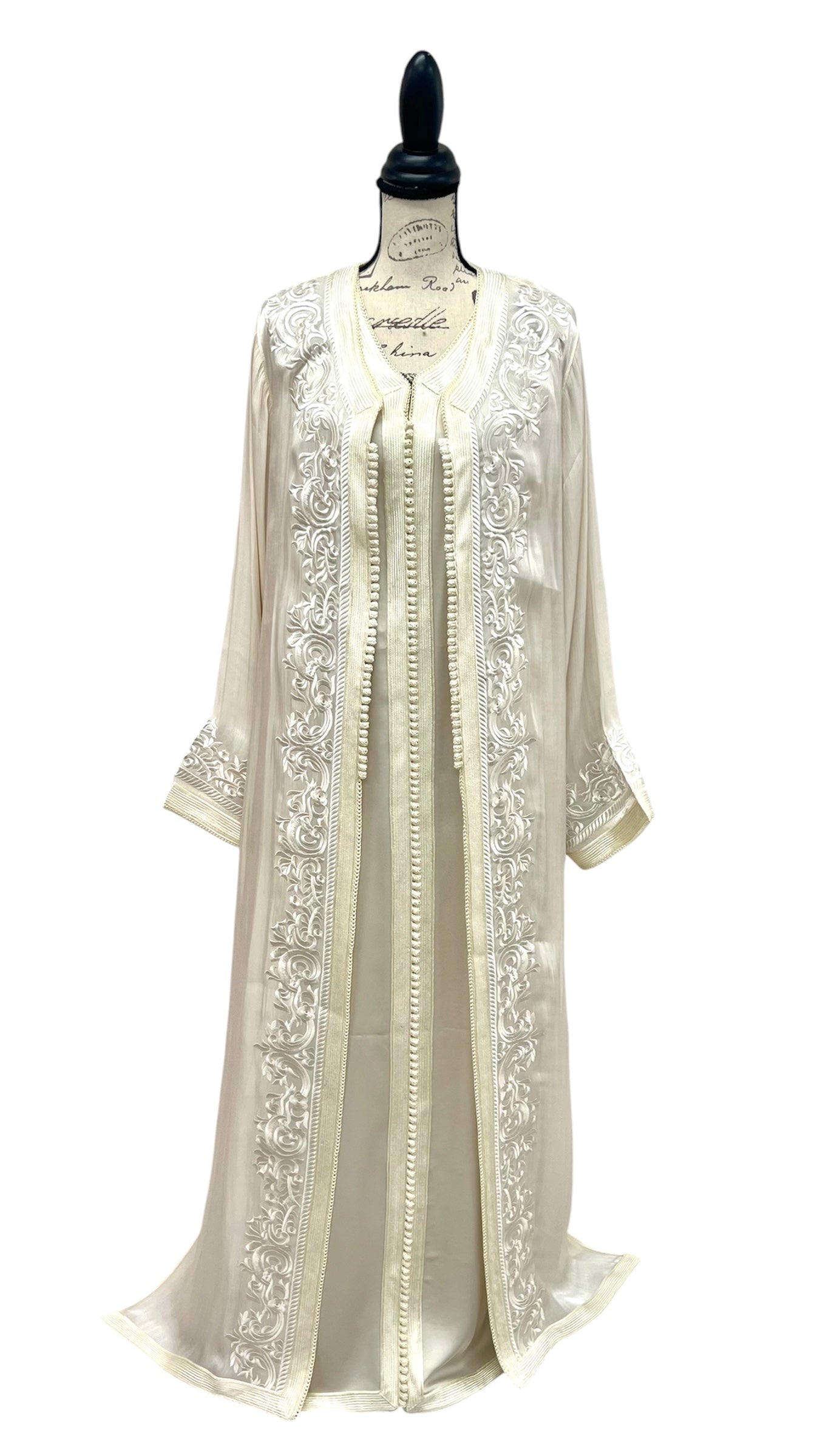 Moroccan Takchita Dress – Cream Embroidered Two-piece Wedding Caftan