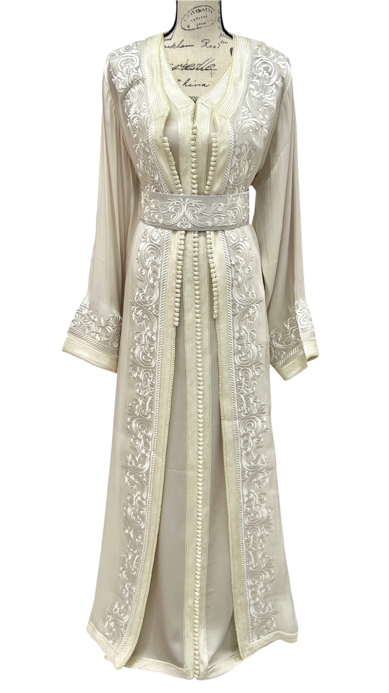 Moroccan Takchita Dress – Cream Embroidered Two-piece Wedding Caftan