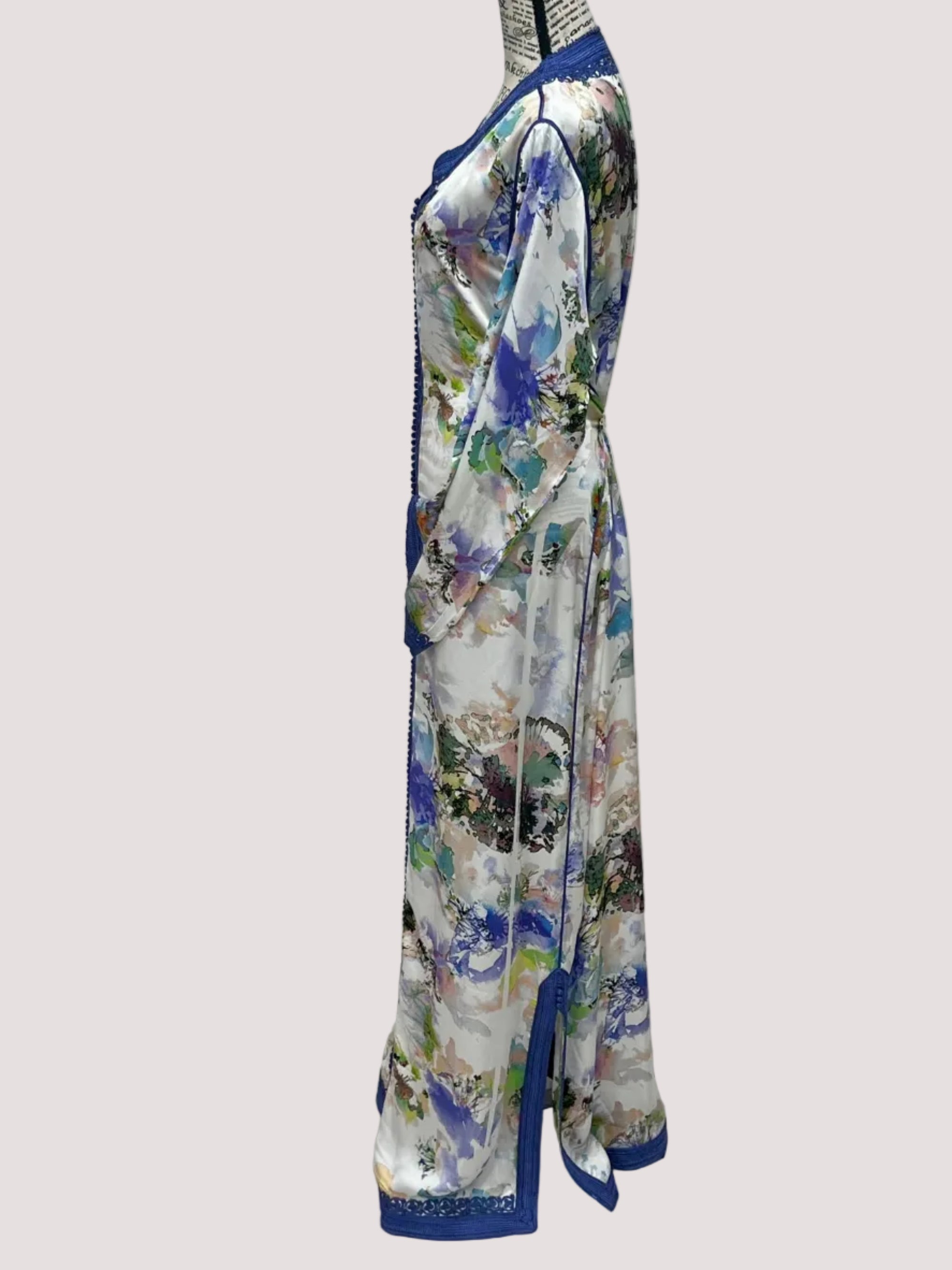 One-Piece Moroccan Satin Silk Caftan – Abstract Floral Print | Modest Luxury Dress