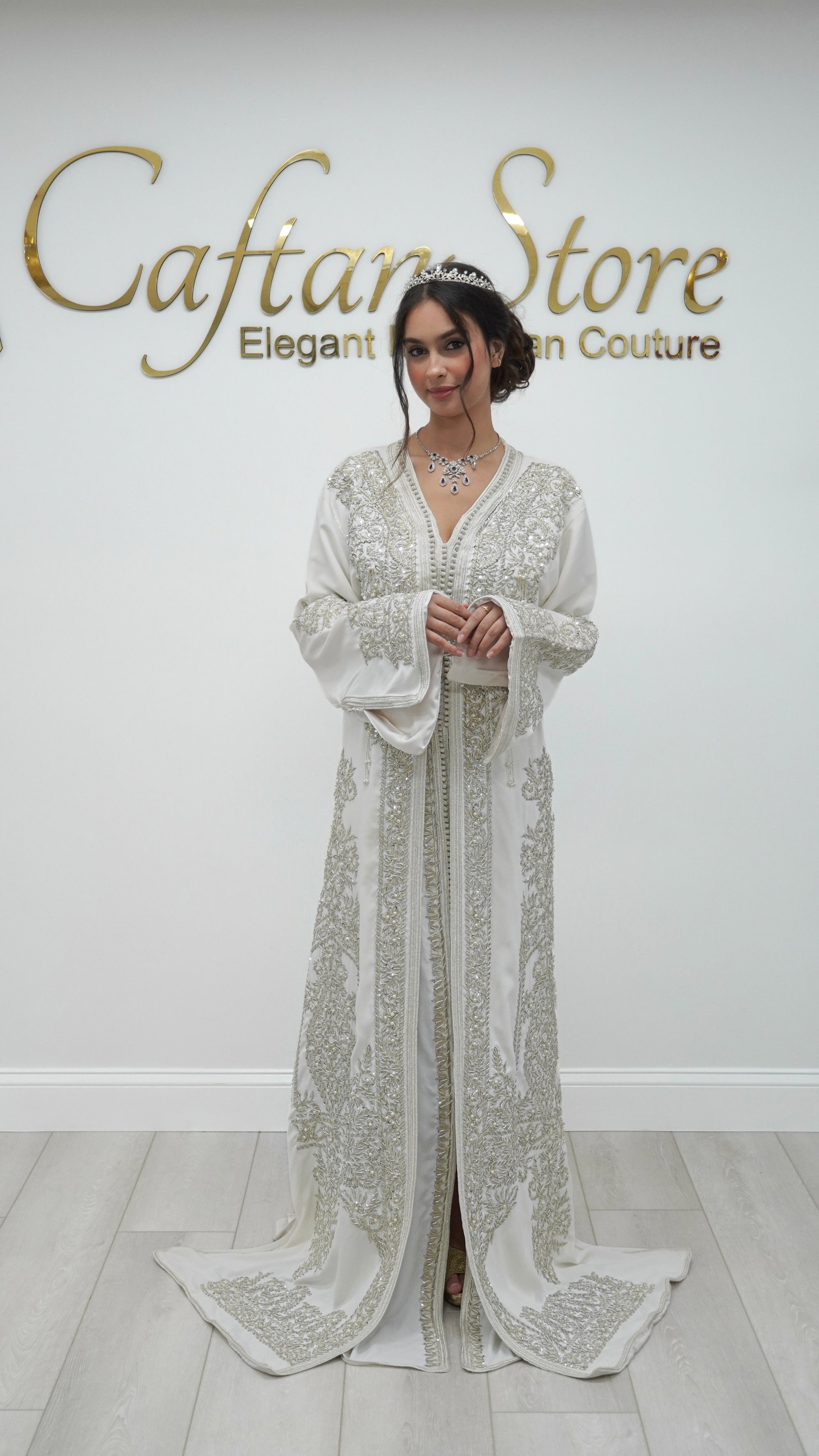 Khadija Silberperlen-Takshita