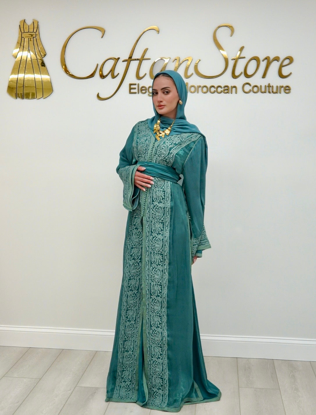 Dunkeltürkise Takchita aus Organza