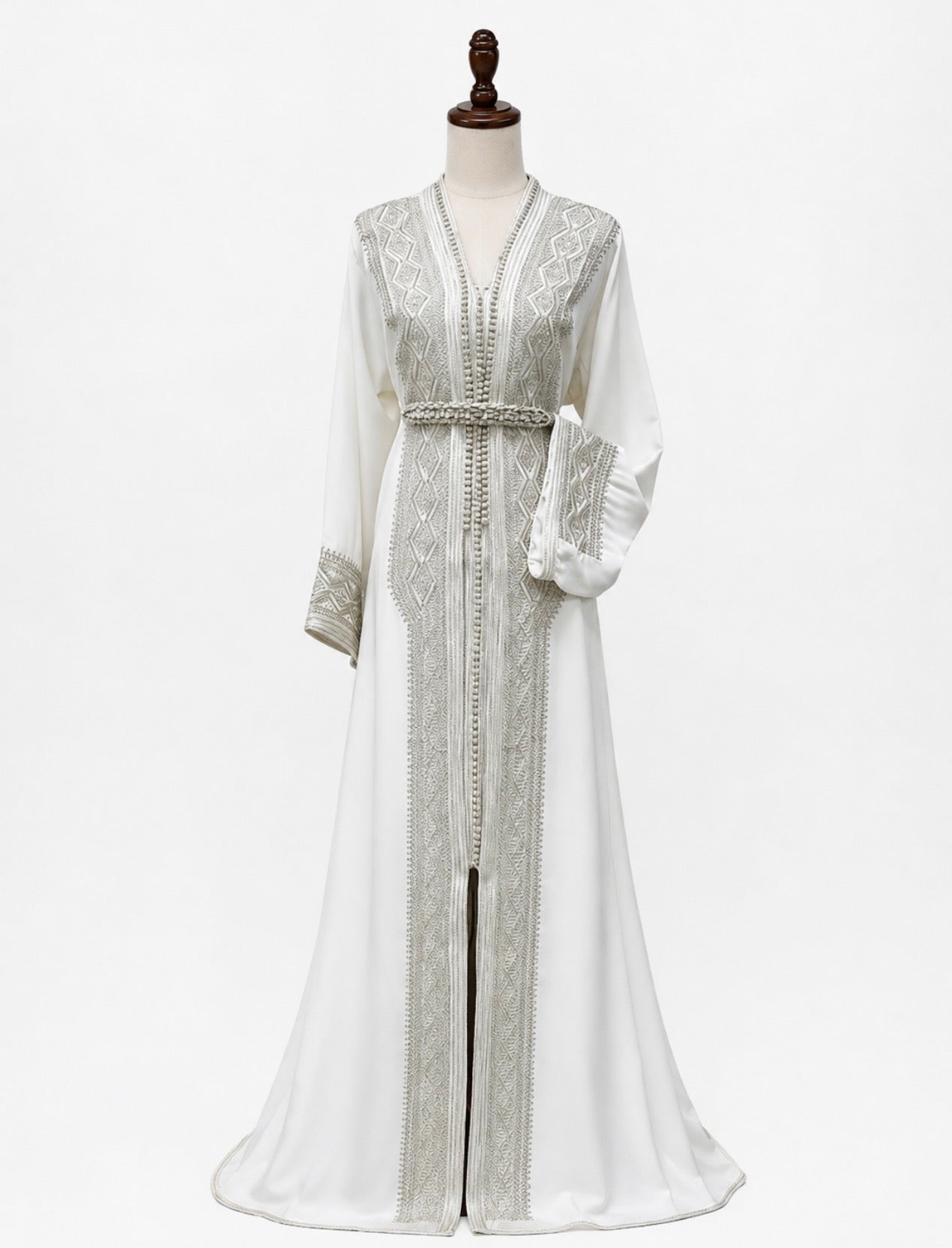 Silberbestickter Brautkaftan