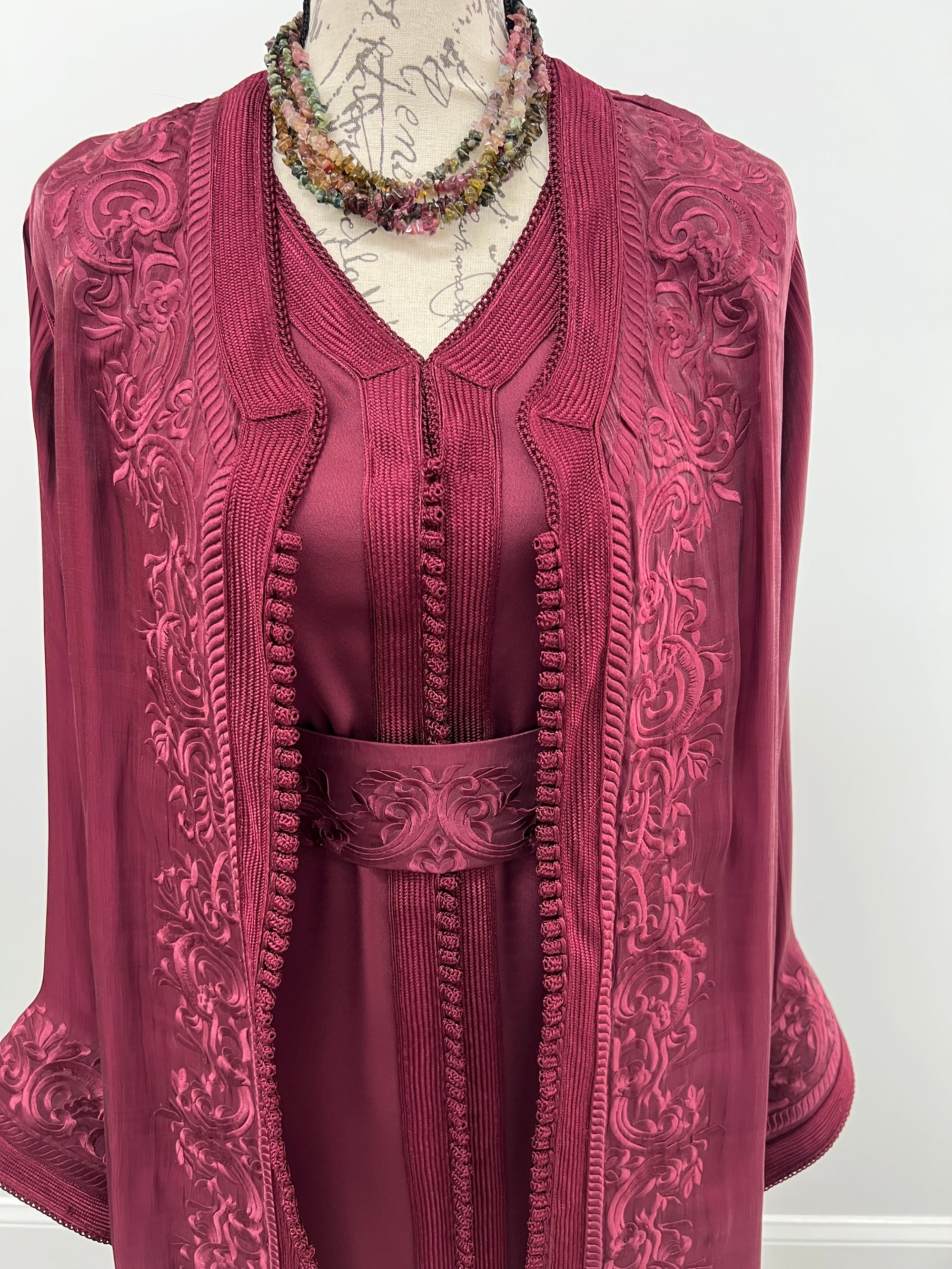 Moroccan Takchita Dress – Burgundy Embroidered Two-piece Wedding Caftan
