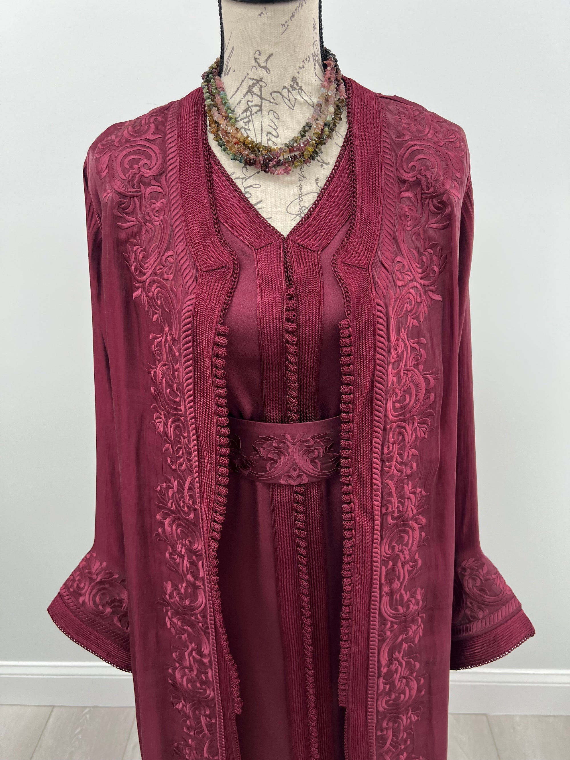 Moroccan Takchita Dress – Burgundy Embroidered Two-piece Wedding Caftan