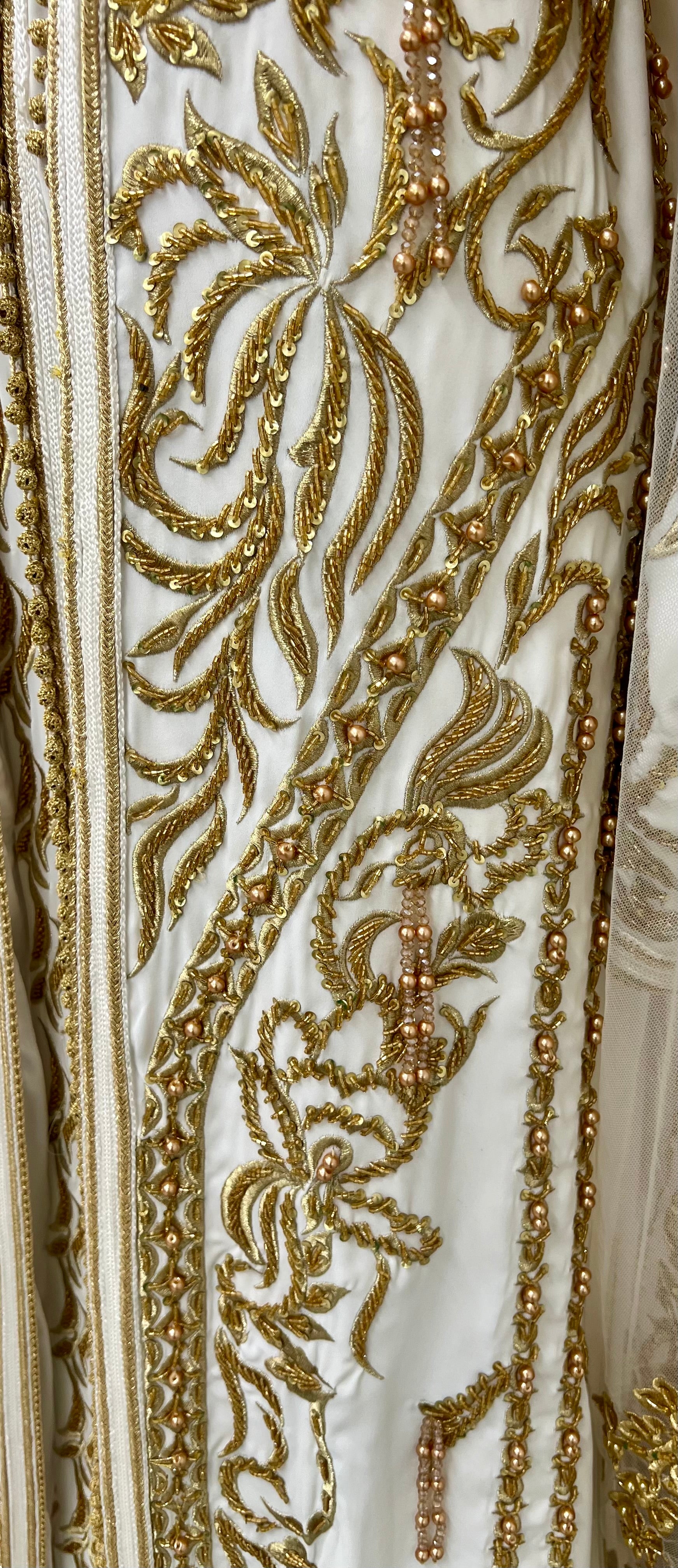 Zahra Moroccan Wedding Dress – White & Gold Embroidered Bridal Takchita Caftan