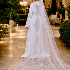 Islamic Wedding Attire Moroccan Bridal Caftan White Embroidered Kaftan Modest Ceremony Dress Silver Beading Details Two Piece Set Nikkah Gown Henna Party Outfit Satin Lined Overlay Sleeveless Crepe Dress Traditional North African Bridal
